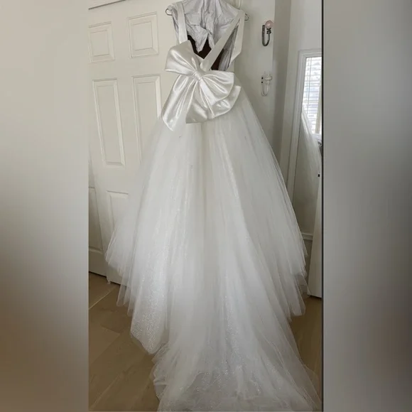 NWT Custom Pnina Tornai wedding gown - Picture 5 of 10